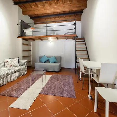 Apartment Classic Loft By Mmega