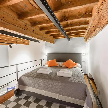 Apartment Classic Loft By Mmega *